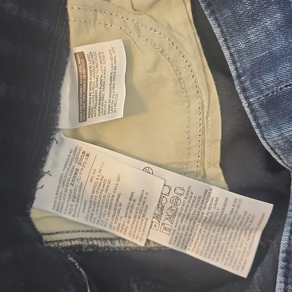 Levi's Elastic Waist Jeans Size 28 - Picture 4 of 4